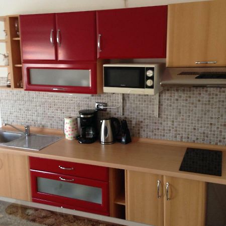 Apartmani Tatic Stinjan Exterior photo