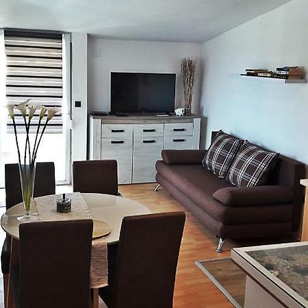 Apartmani Tatic Stinjan Exterior photo